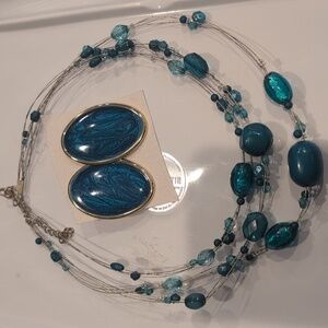 Elegant Blue and Gold Oval Earrings With Necklace